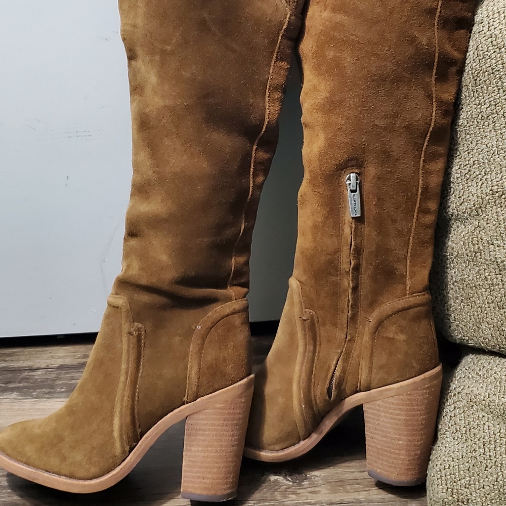 Vince camuto, 4.5 brown leather boots